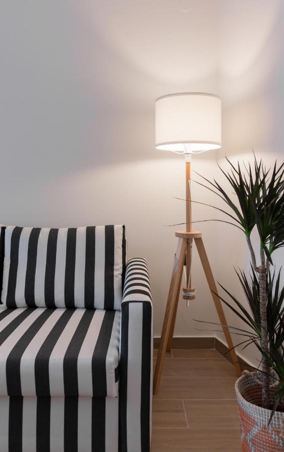 Madam Apartments - Elegant, Cozy, Comfortable, Central Ioánina Exterior foto
